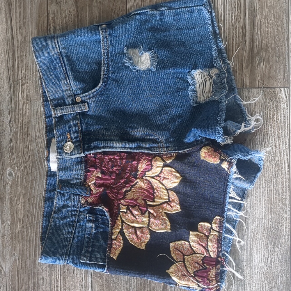 Mango Blue Denim Floral  Patch Shorts Size 2